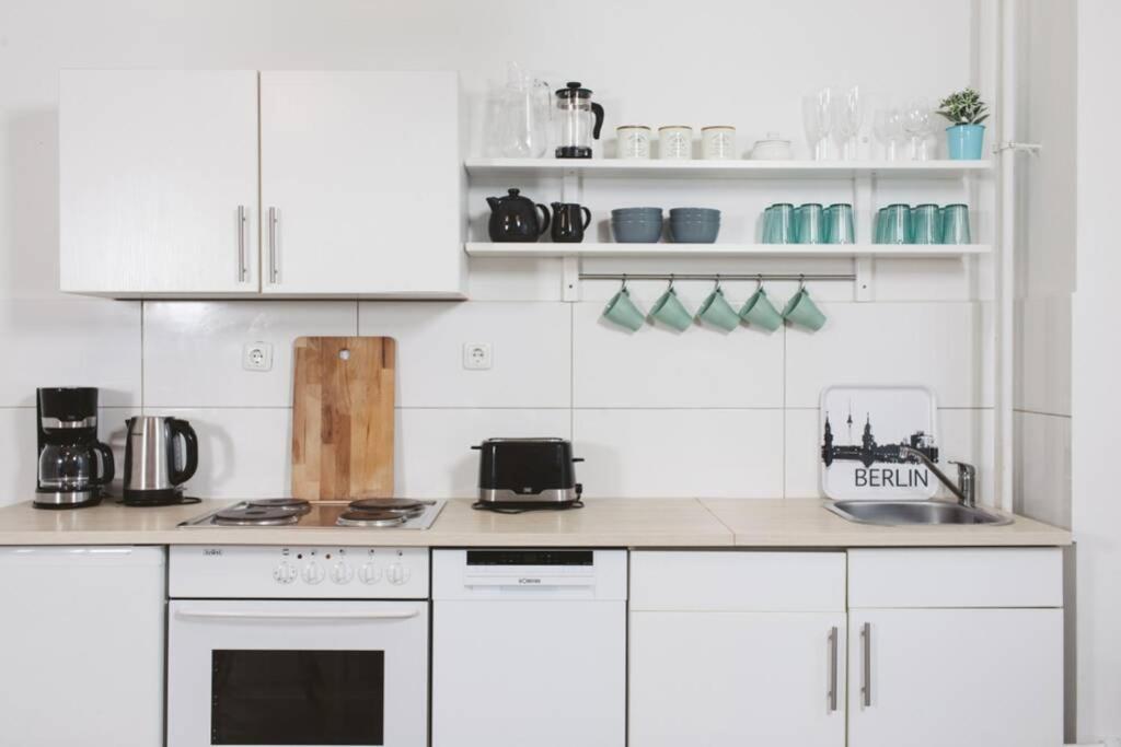 City Apartment Near Shooping Center, 6 Guests Берлин Екстериор снимка