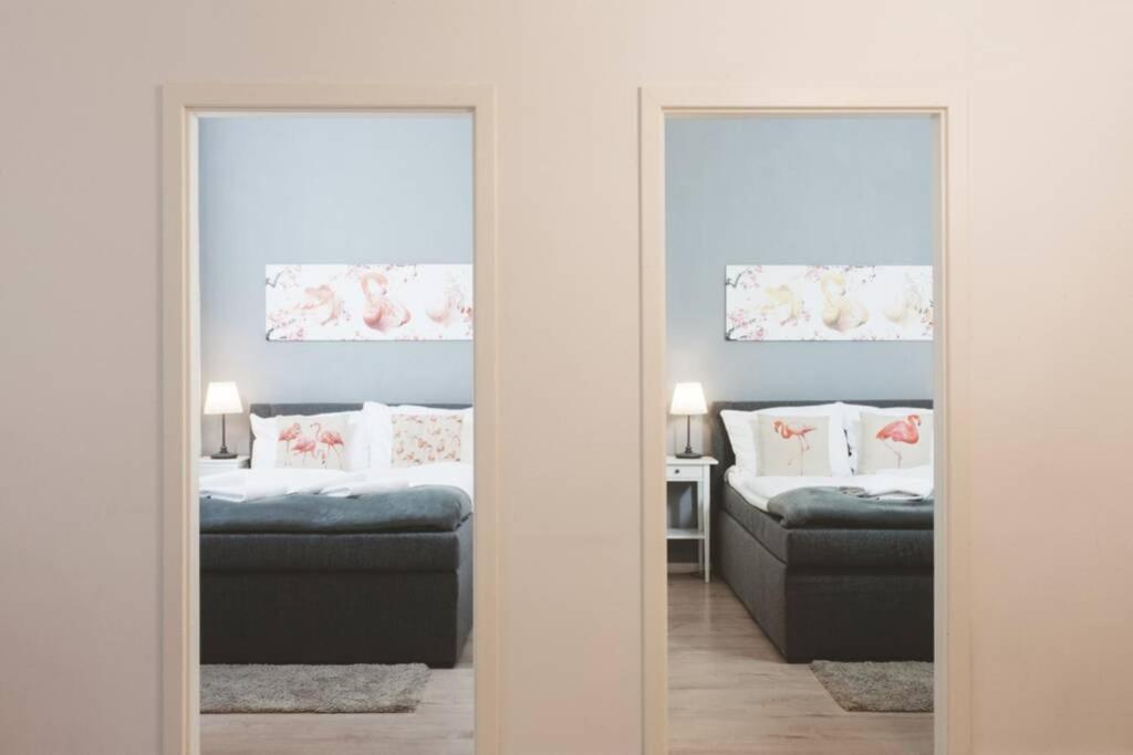 City Apartment Near Shooping Center, 6 Guests Берлин Екстериор снимка